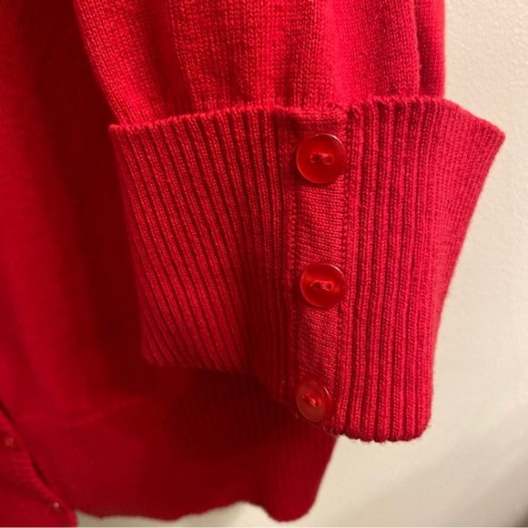Faded Glory cropped v-neck 1/2 sleeve red cardigan button detail. Women's 12-14 - Picture 3 of 6